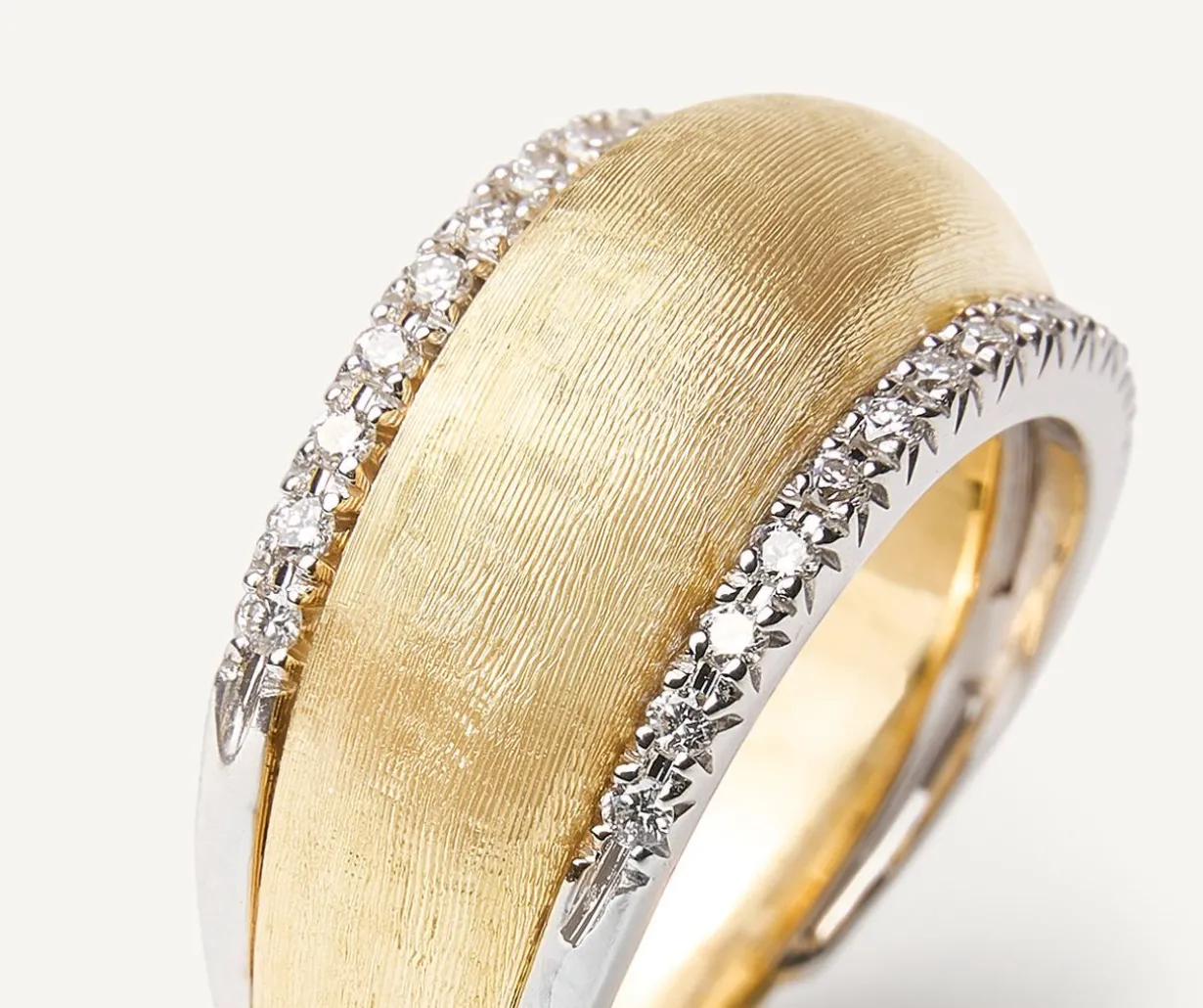 Ring With Diamond-Studded Plaque|Marco Bicego Shop
